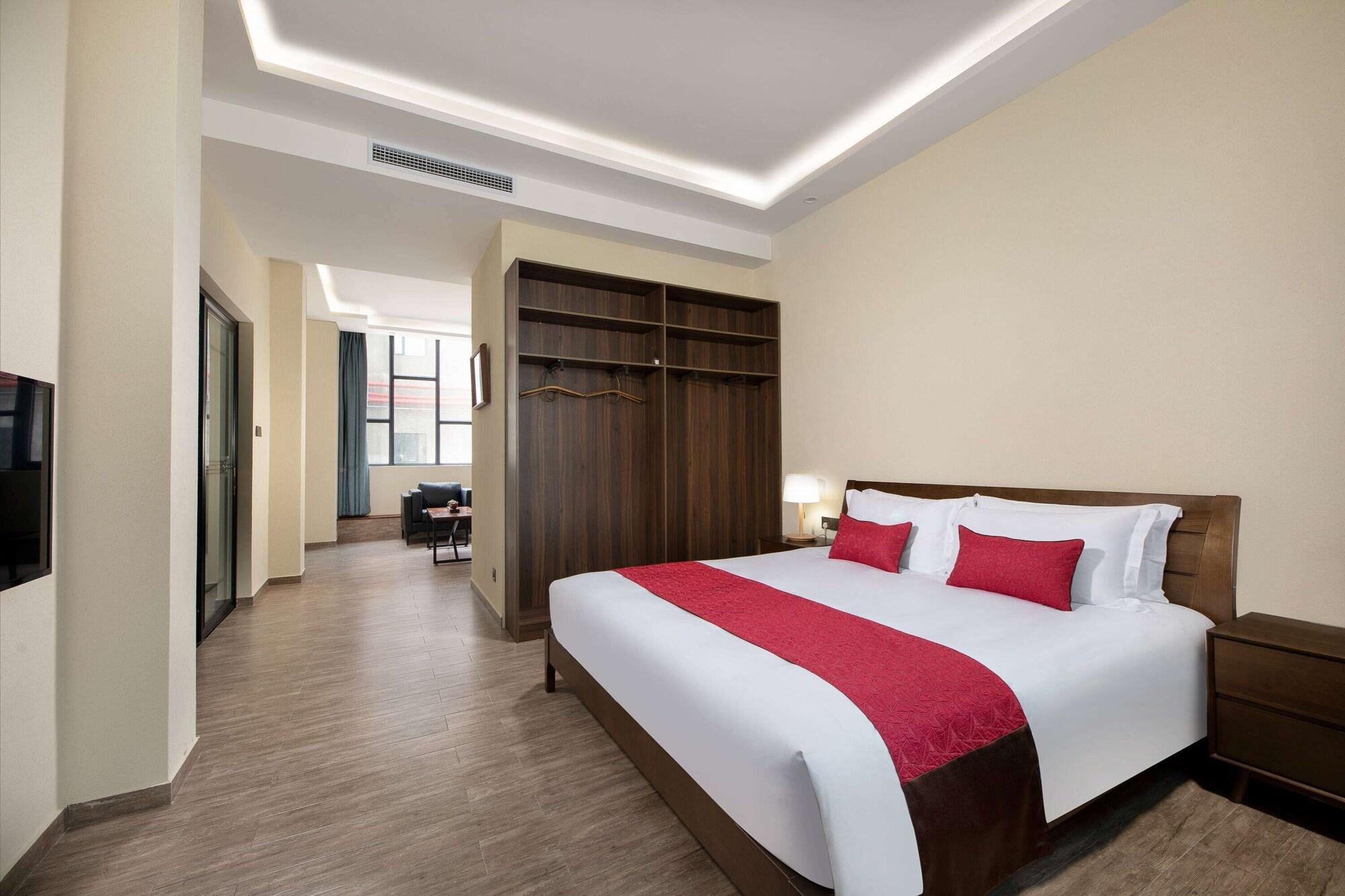 Ramada Encore By Wyndham Shanghai Pudong Airport ภายนอก รูปภาพ