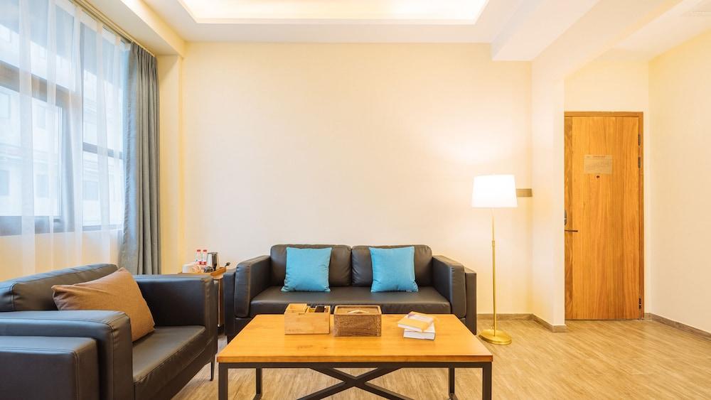 Ramada Encore By Wyndham Shanghai Pudong Airport ภายนอก รูปภาพ