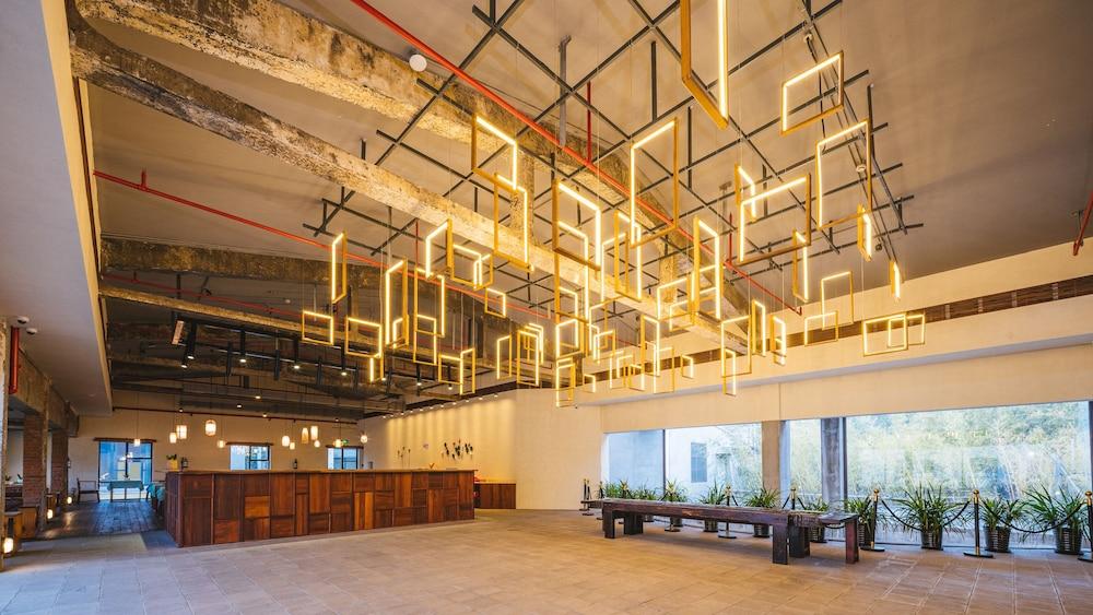 Ramada Encore By Wyndham Shanghai Pudong Airport ภายนอก รูปภาพ